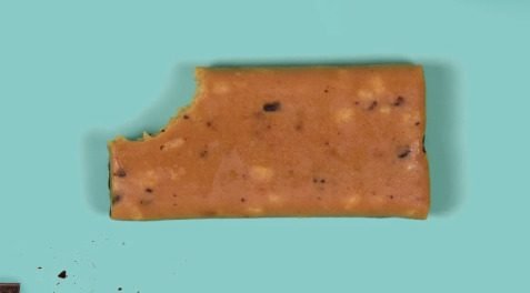 Muscle Up Protein Bar (Peanut Butter With Cacao Chips) Box of 12 - Image 2